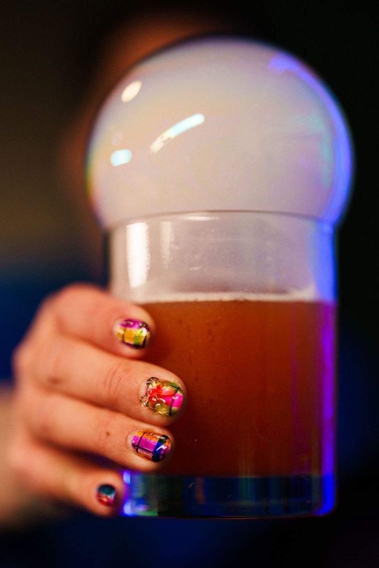 Smoke, bubble, sip